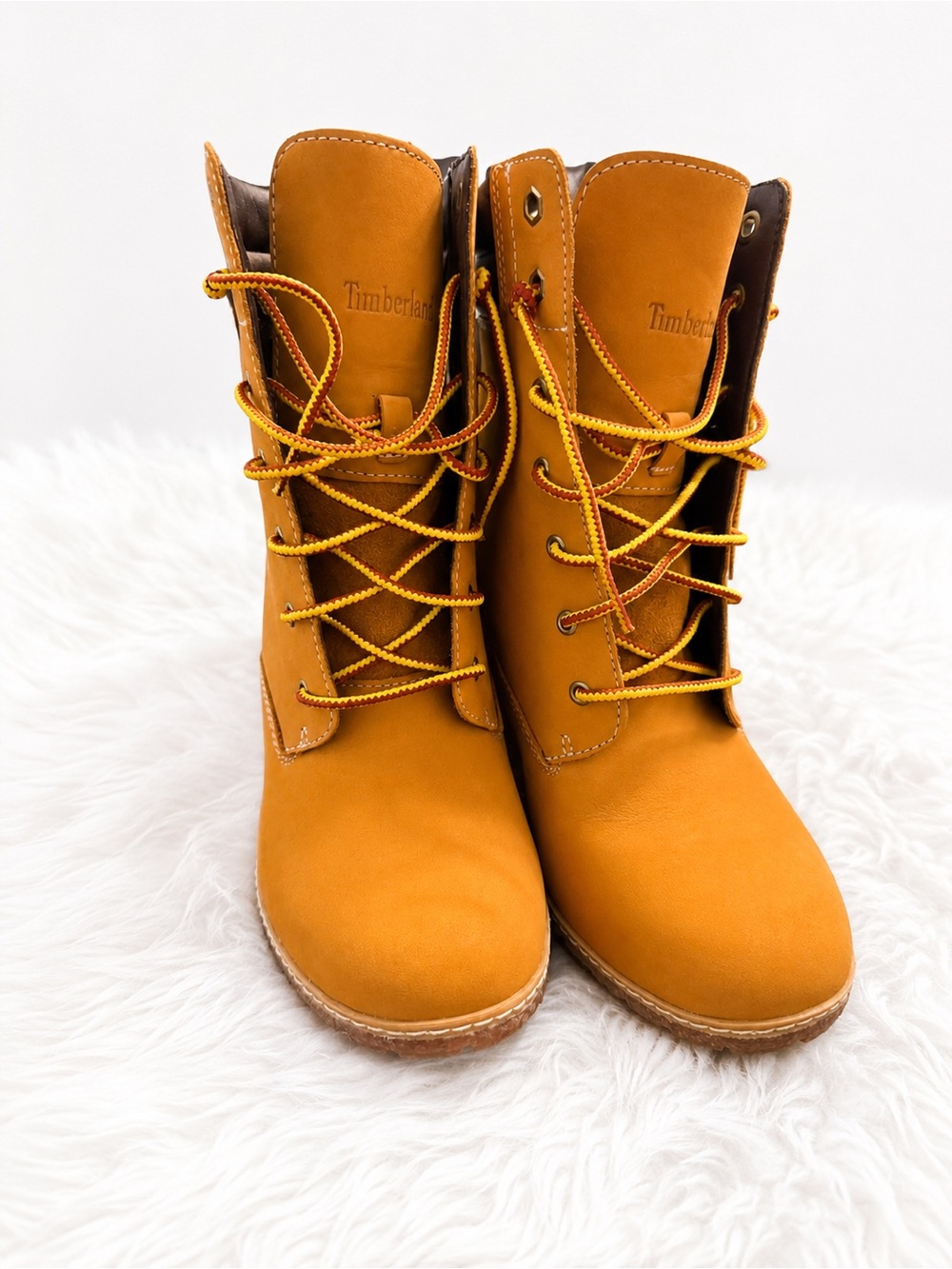 Timberland Women's Yellow Lace-Up Nubuck Boots